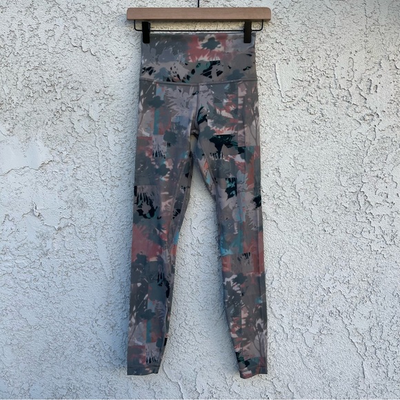 Lululemon - Align Pant 28" Leggings in Untamed Nature - Picture 4 of 6